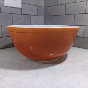 Vintage Pyrex Flame Glo 403 1/2 Quart 8.5" Mixing Bowl